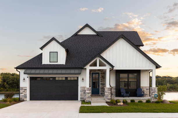 Best Emergency Roof Repair Services  in Waterford, CA